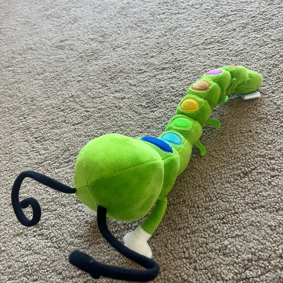 NWOT Crayola Caterpillar Shoulder Plush Toy - Picture 7 of 8
